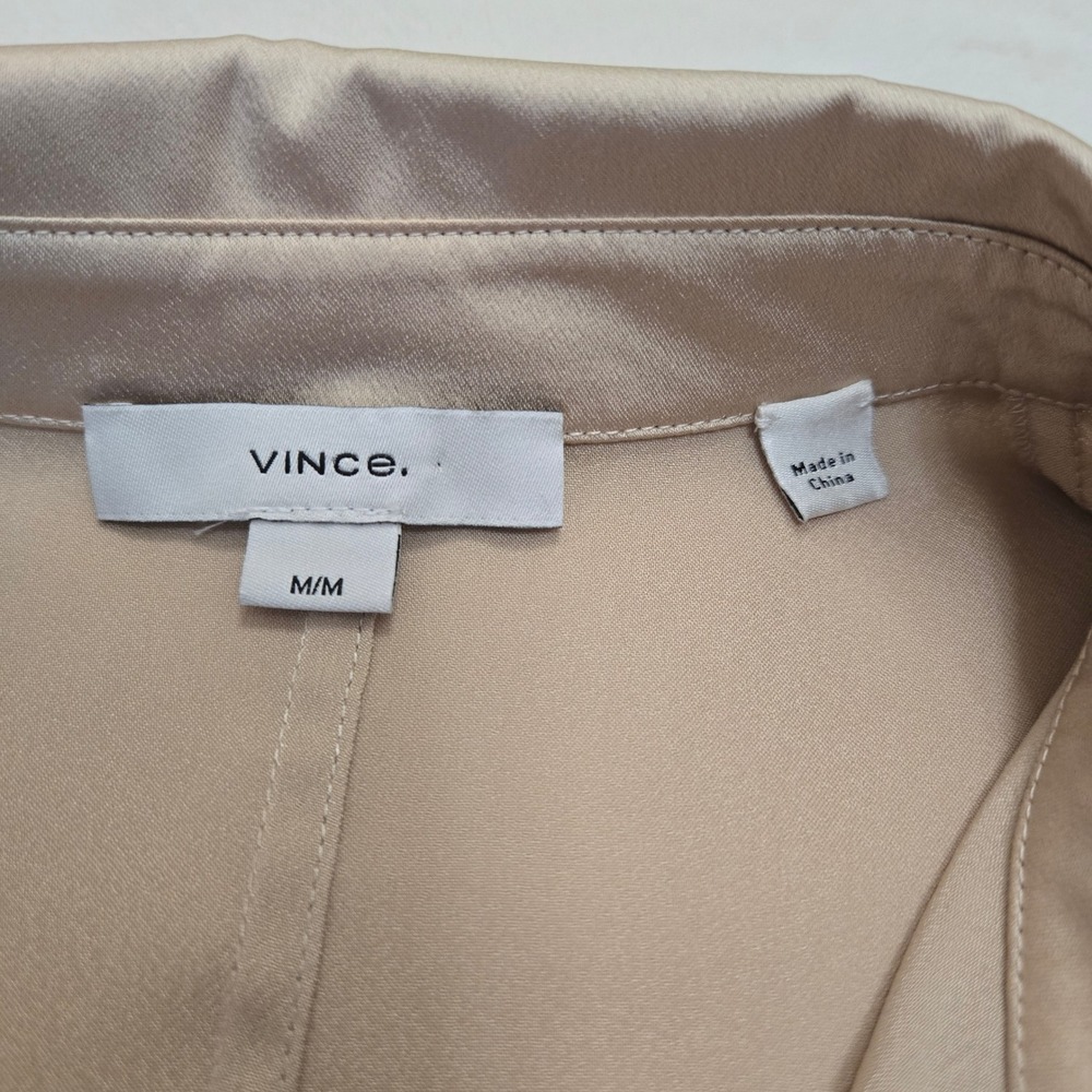 Vince Womens Champagne Beige Satin Relaxed Cropped Button Down Blouse Medium M - Picture 3 of 16